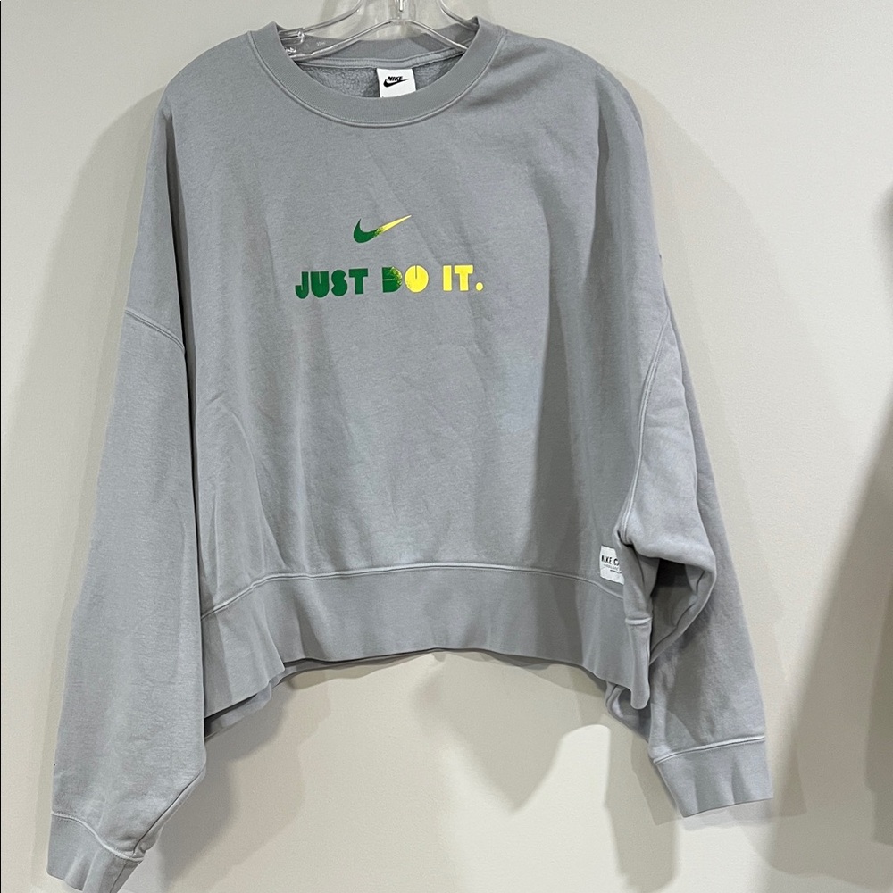 Nike Campus - L,‎ Gray Crew Neck, Beaverton, Oregon, Ducks